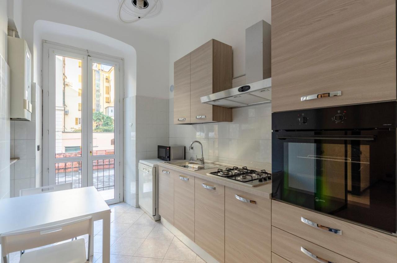 Altido Modern Flat For 6 In The Heart Of Genova Foce Apartment Exterior photo